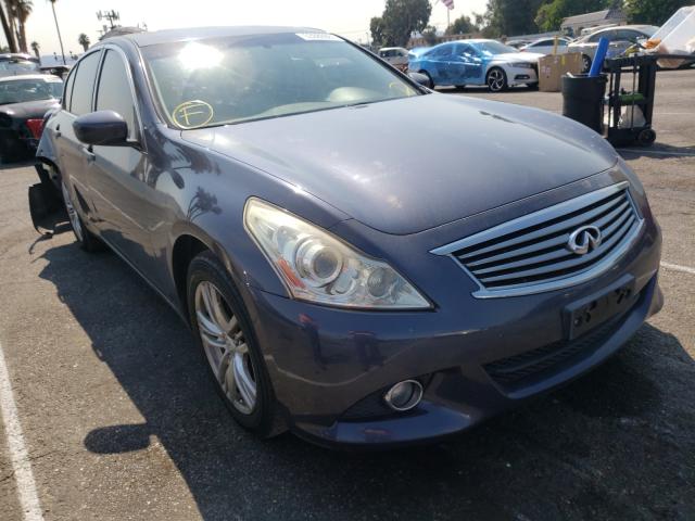 Infiniti G25 base (2011)