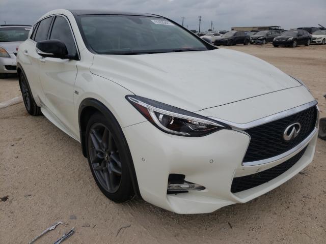 Infiniti Qx30 base (2018)
