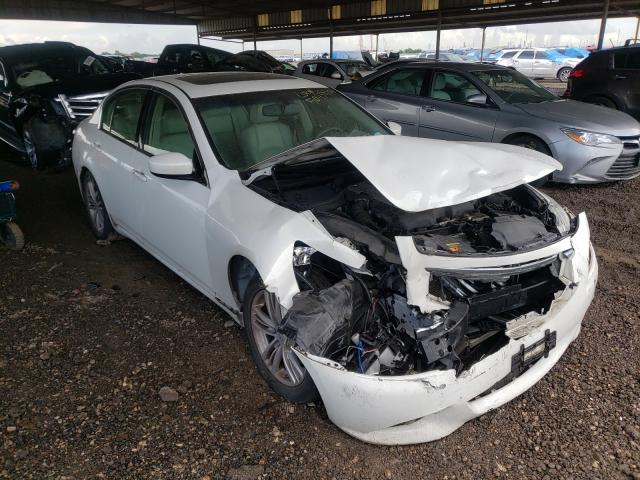 Infiniti G25 base (2011)