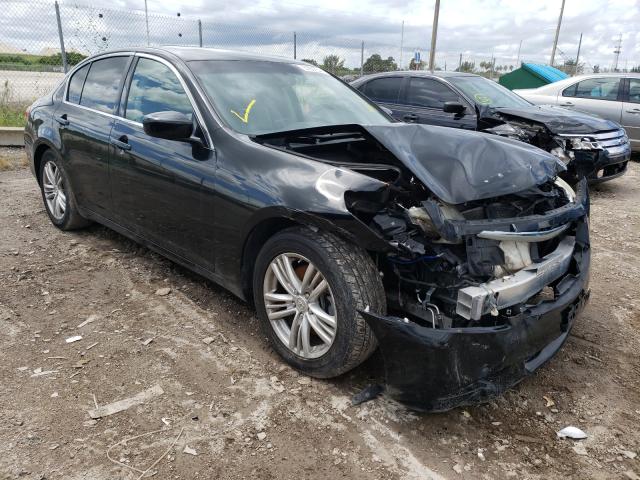 Infiniti G25 base (2012)
