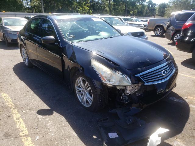 Infiniti G25 base (2012)