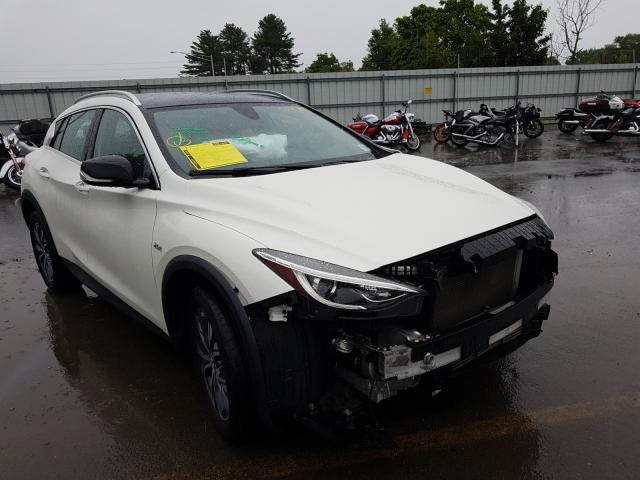 Infiniti Qx30 base (2017)
