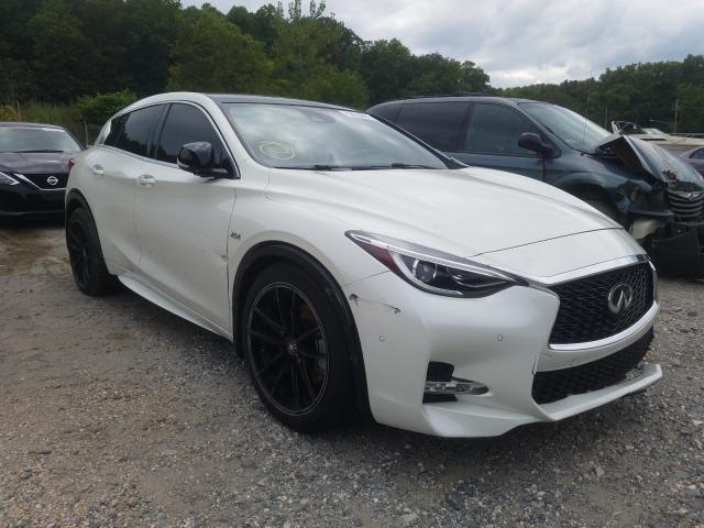 Infiniti Qx30 base (2018)