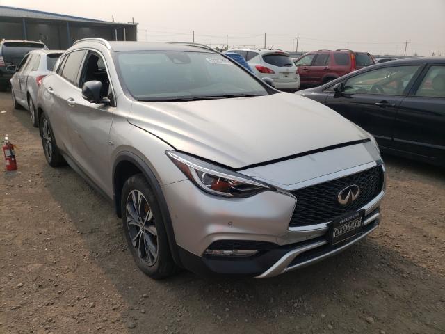 Infiniti Qx30 base (2019)