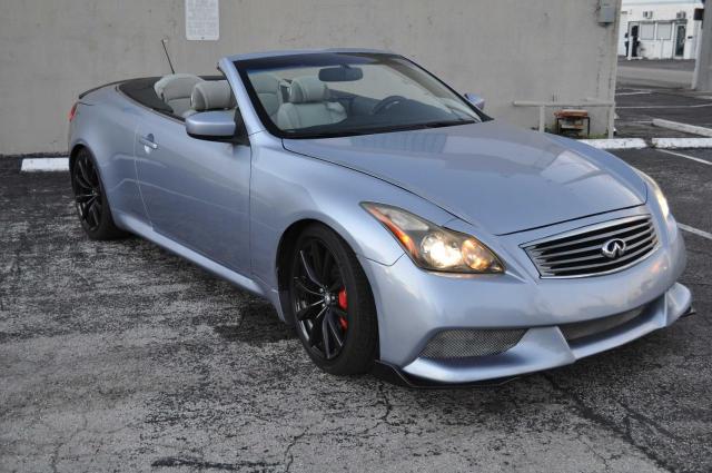 Infiniti G37 base (2010)