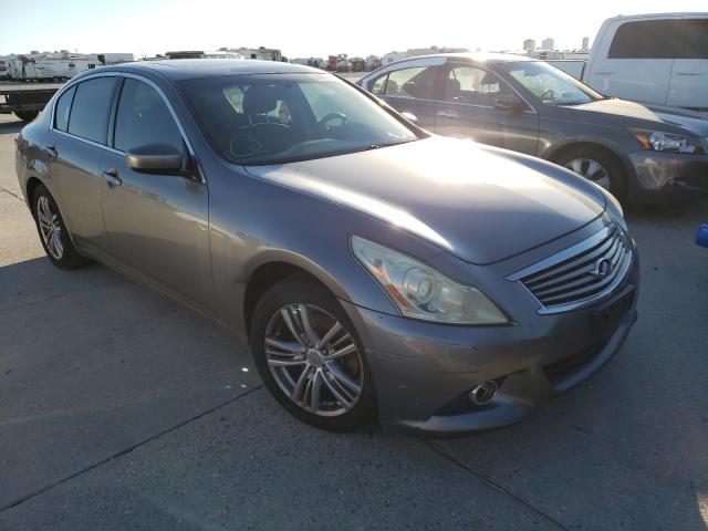 Infiniti G25 base (2011)