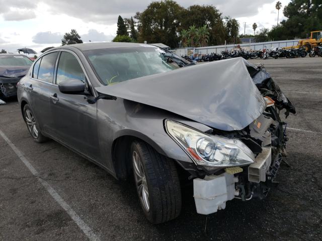 Infiniti G37 base (2013)