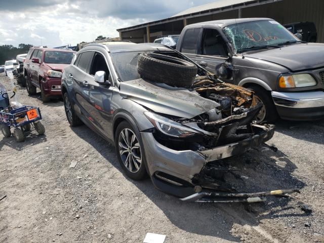 Infiniti Qx30 base (2017)