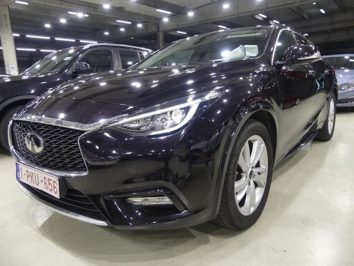 Infiniti Q30 (2016)