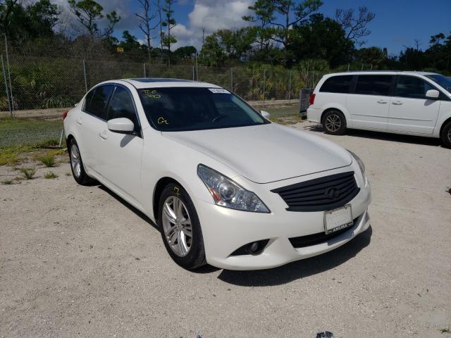 Infiniti G37 base (2013)