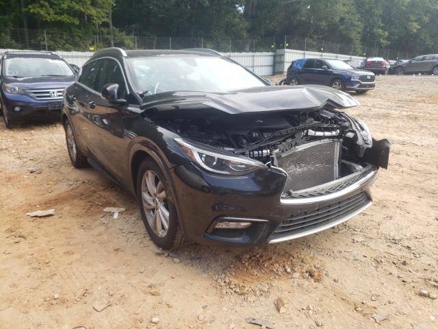 Infiniti Qx30 base (2017)