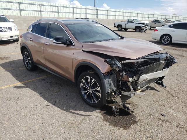 Infiniti Qx30 base (2017)