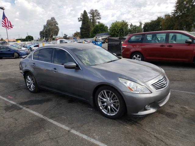 Infiniti G37 base (2013)
