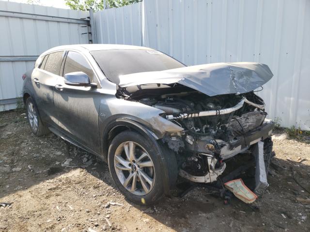Infiniti Qx30 base (2017)