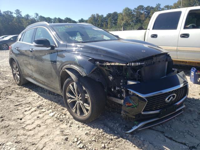 Infiniti Qx30 base (2017)