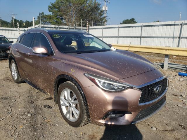 Infiniti Qx30 base (2018)