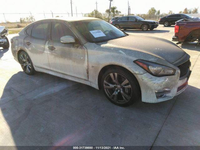 Infiniti Q70 (2016)