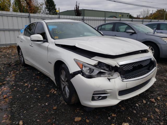 Infiniti Q50 hybrid (2014)