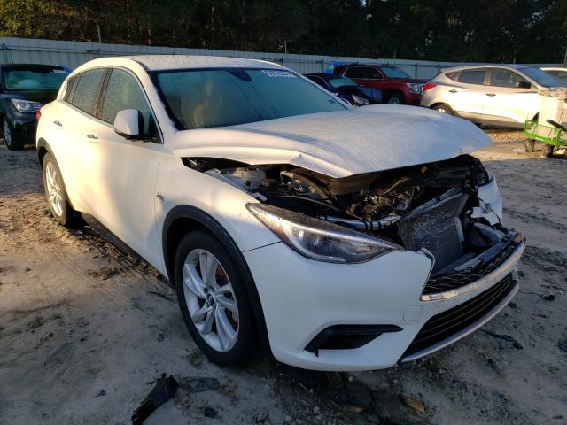 Infiniti Qx30 base (2018)