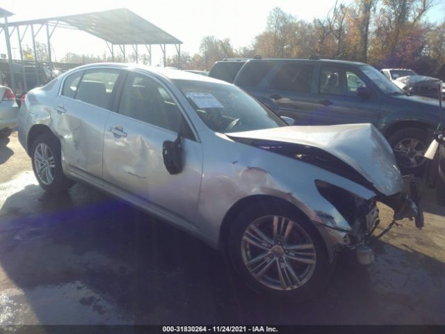 Infiniti G37 sedan (2013)