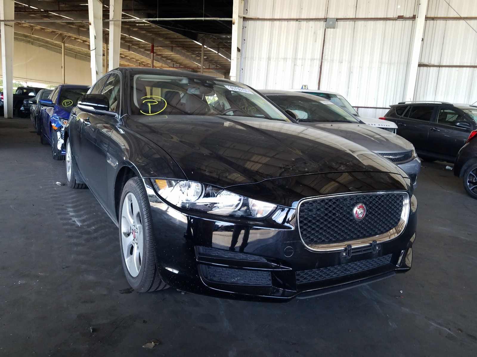 Jaguar Xe (2017)