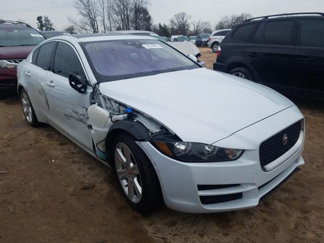 Jaguar Xe premium (2017)