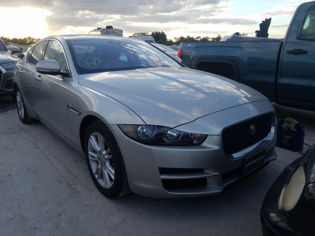 Jaguar Xe premium (2017)