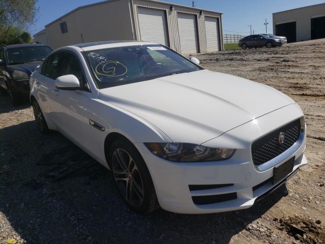 Jaguar Xe premium (2017)