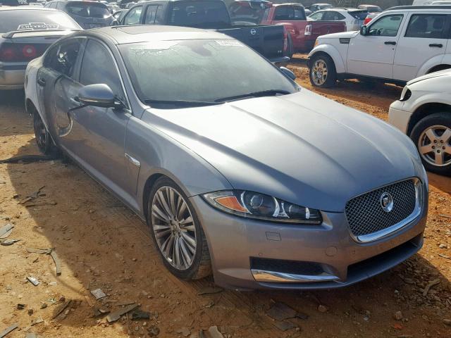Jaguar Xf portfol (2012)