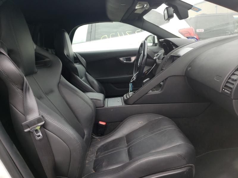 Jaguar F-type v8 2015