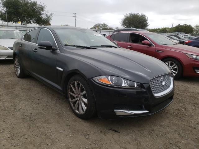 Jaguar Xf (2012)
