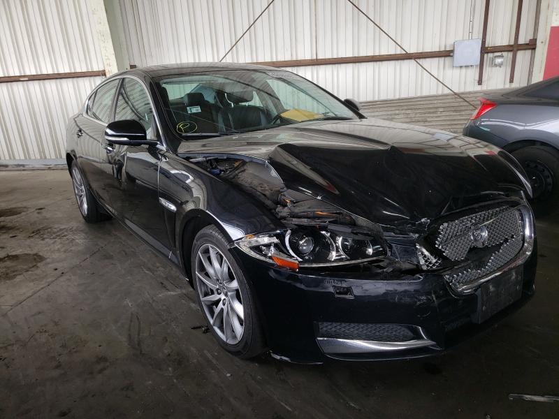 Jaguar Xf (2012)
