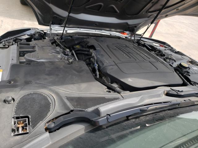 Jaguar F-type v8 2014