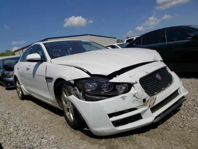 Jaguar Xe (2017)
