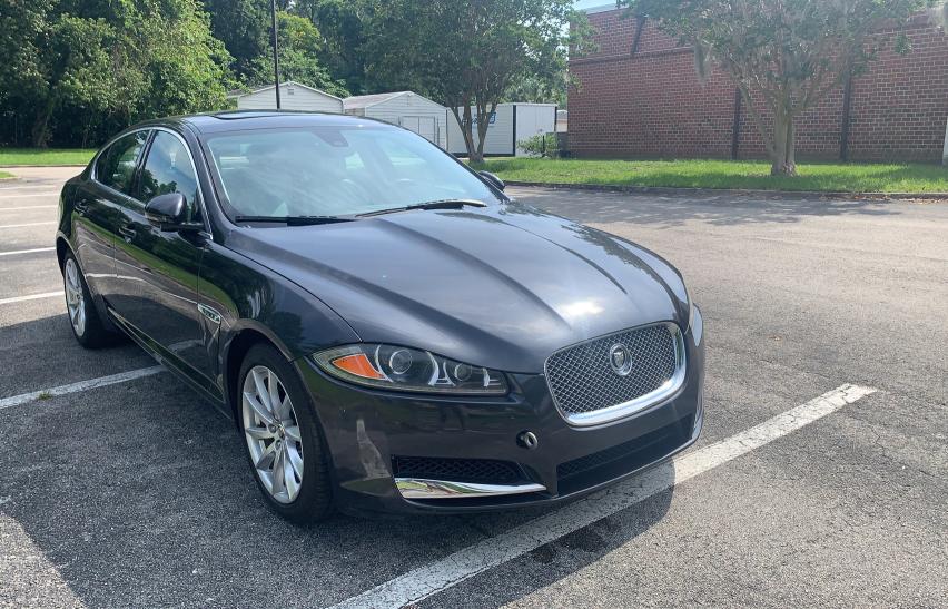 Jaguar Xf (2013)