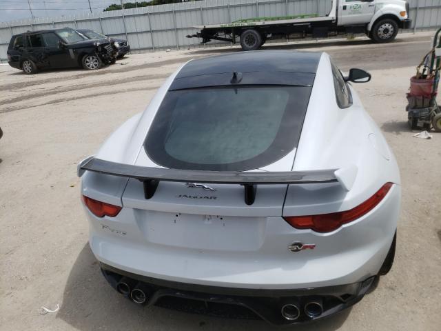 Jaguar F-type svr 2017