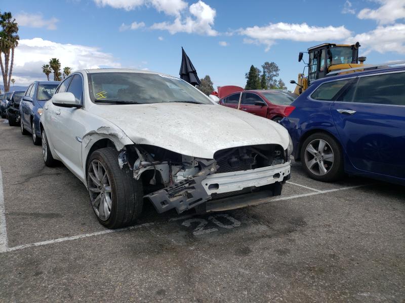 Jaguar Xf (2012)