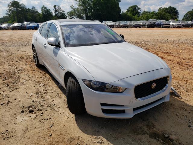 Jaguar Xe premium (2017)