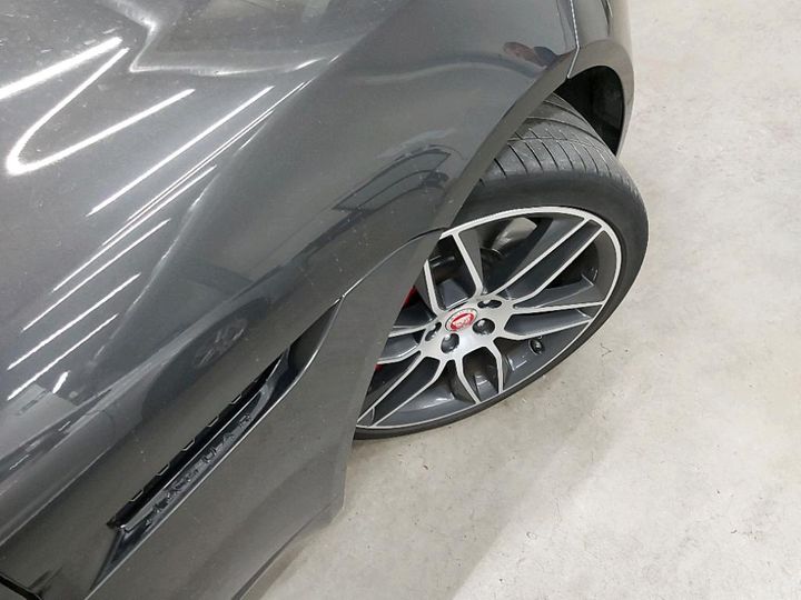 Jaguar F-type 2017