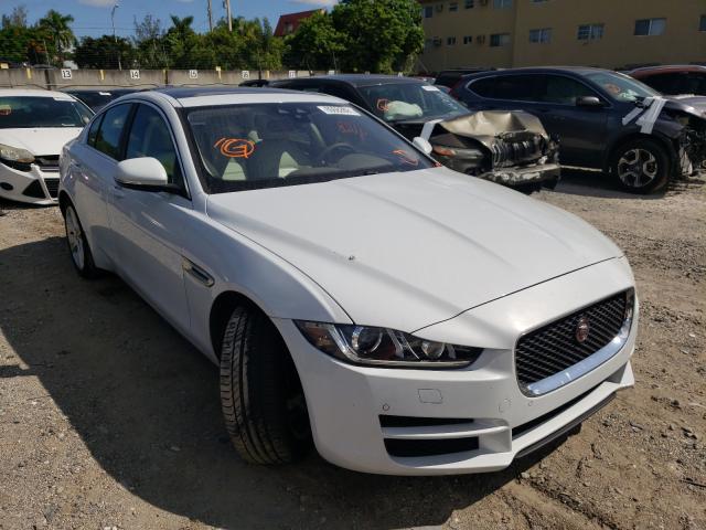 Jaguar Xe prestig (2017)