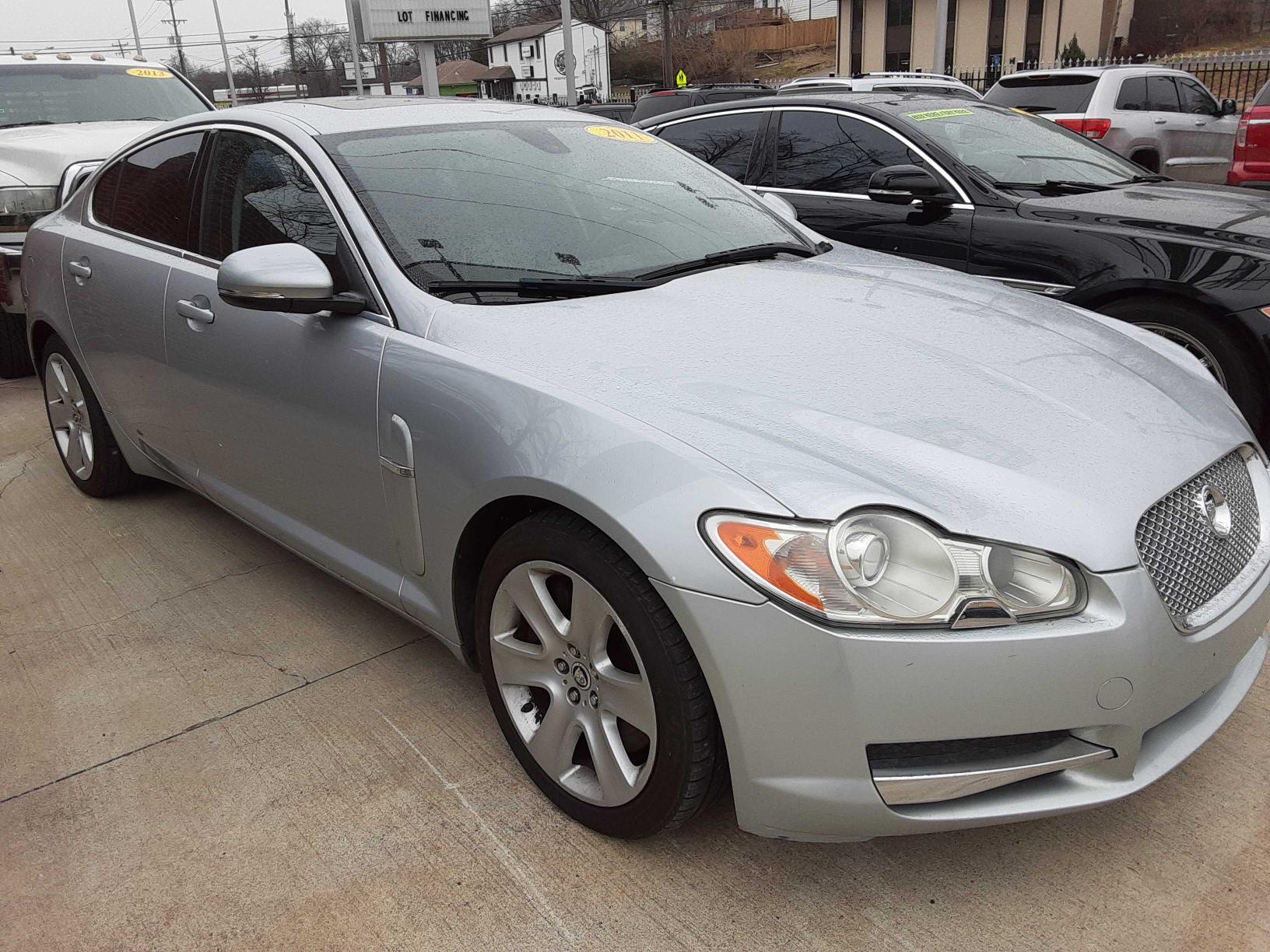 Jaguar Xf (2011)