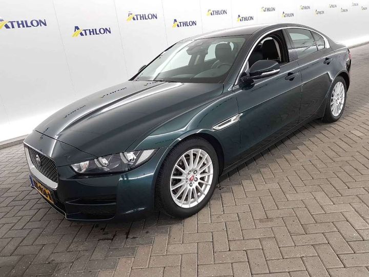Jaguar Xe (2016)