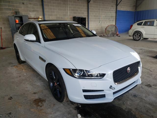 Jaguar Xe premium (2017)