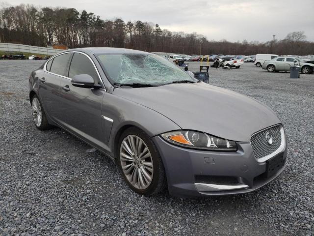 Jaguar Xf portfol (2012)