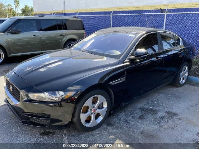 Jaguar Xe (2017)