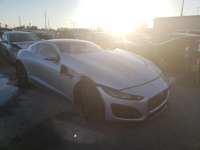 Jaguar F-type r (2021)