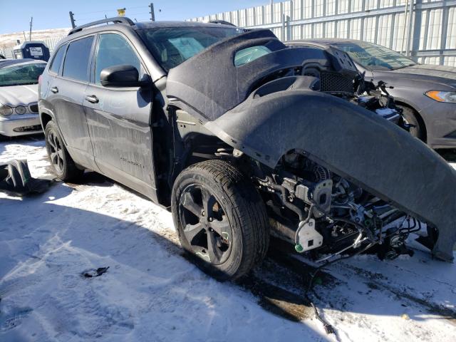 Jeep Cherokee (2016)