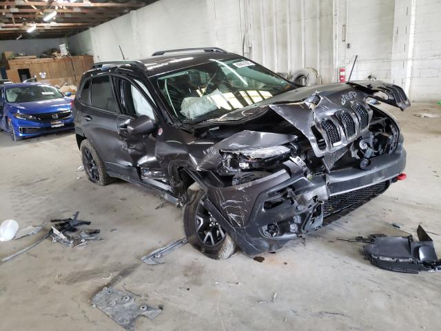 Jeep Cherokee t (2016)