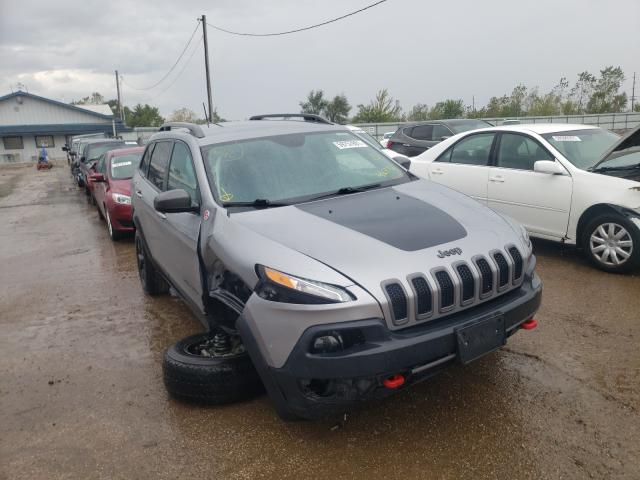 Jeep Cherokee t (2016)