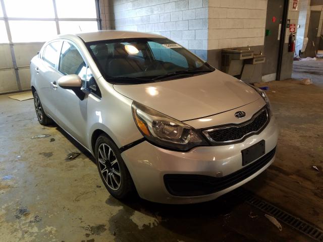 Kia Rio ex (2014)